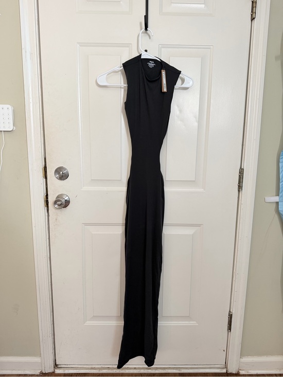SKIMS Dresses & Skirts - SKIMS Black Sleeveless Maxi Dress - Sleek Bodycon Silhouette